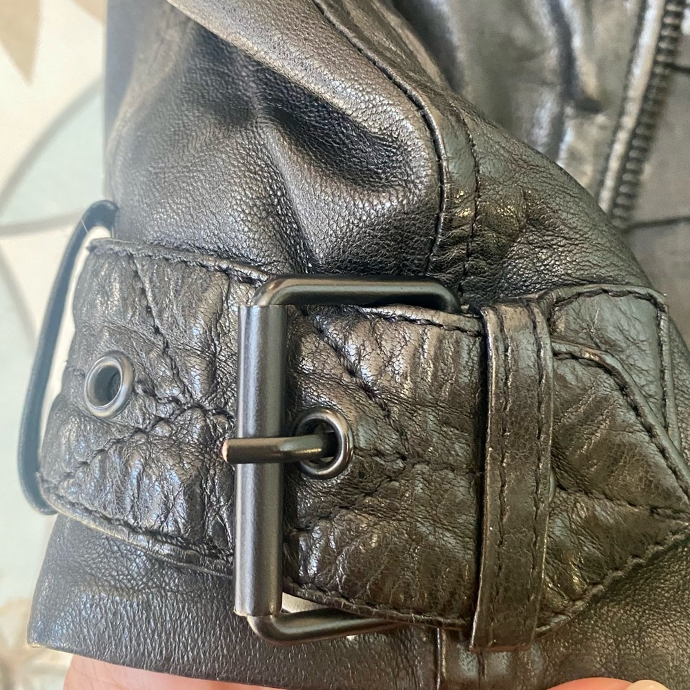 EUC Mauritius Black leather moto jacket in soft, supple leather 🧥 - Picture 8 of 15